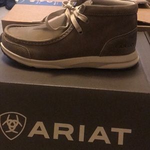 Ariat shoes !